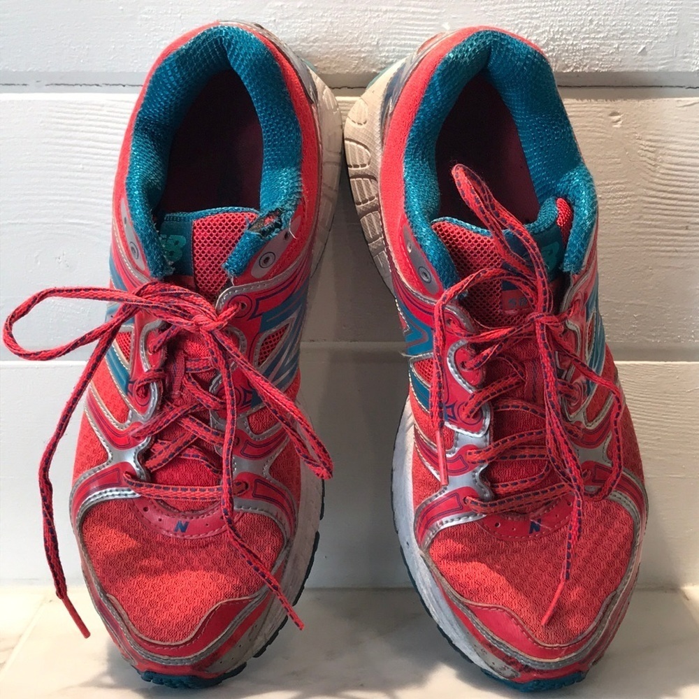 New Balance 580 V4 Running Sneakers 9 Preloved
